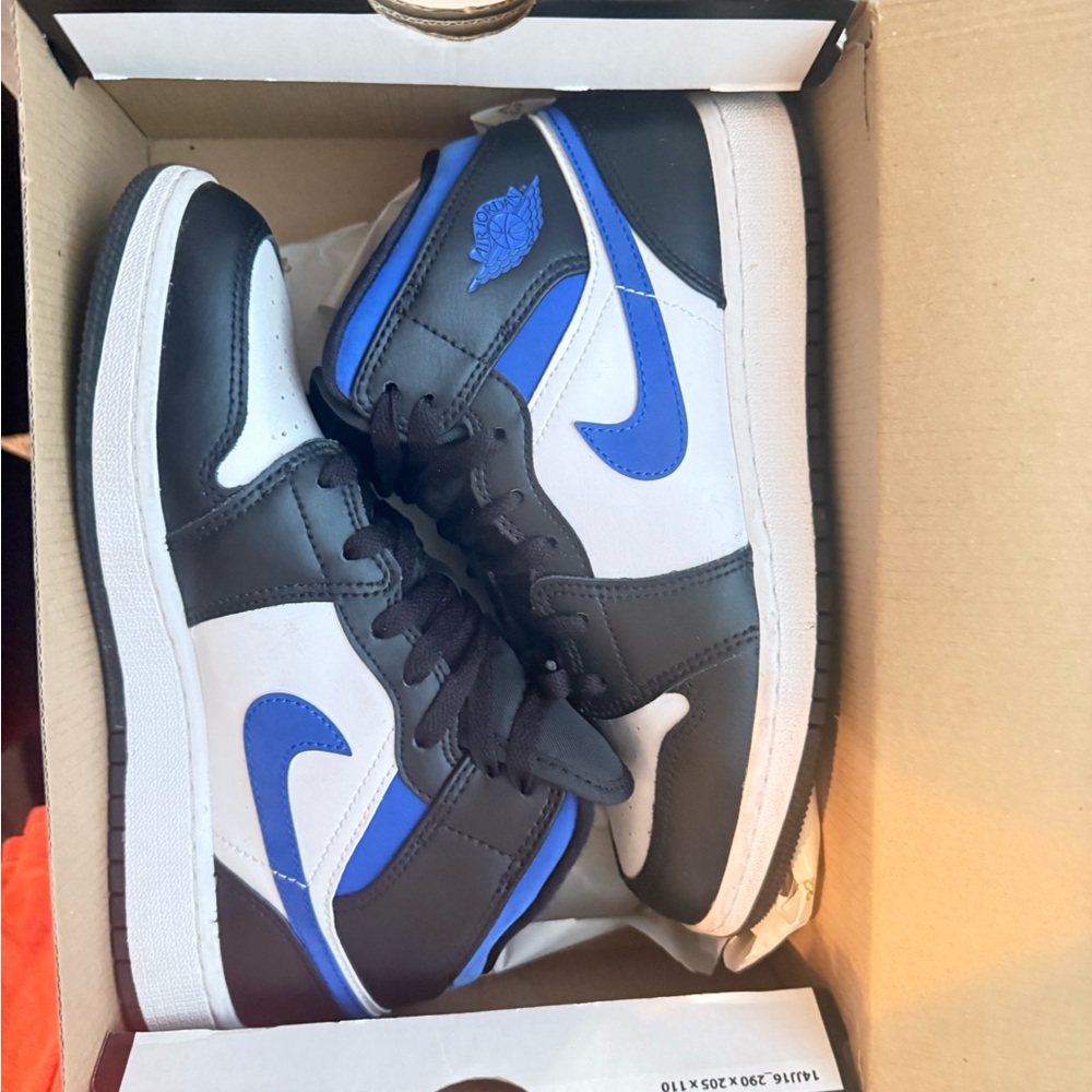Nike Men's Black and Blue High-Top Sneakers